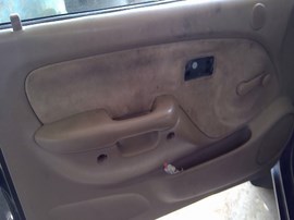 2002 TOYOTA TACOMA, BLACK, SR5, EXTD CAB, 2.4L, AT, 2WD,  Z25013